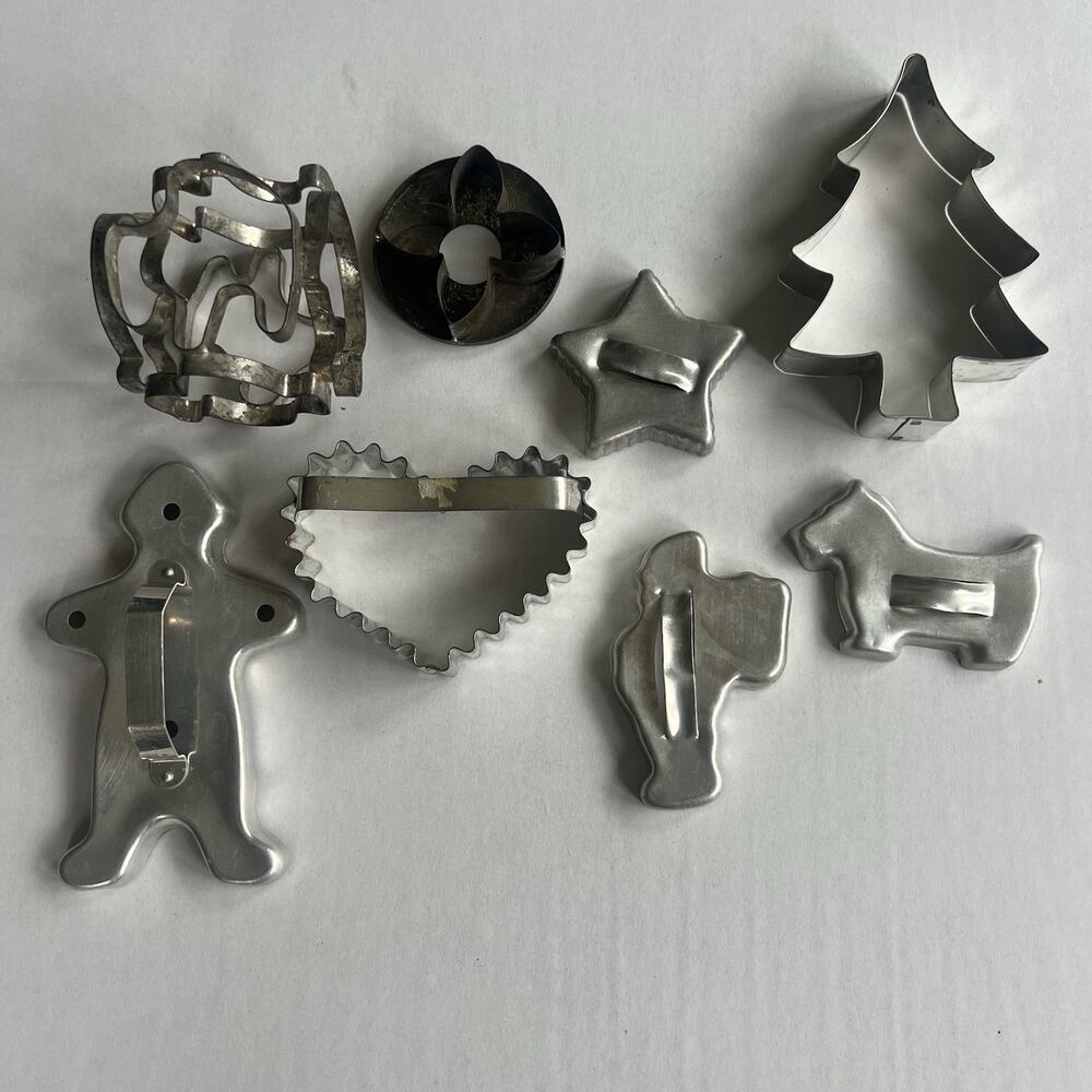 Vintage Aluminum Cookie Cutters Lot Of 8 Pieces Tomado Holland 6 Animal Linzer